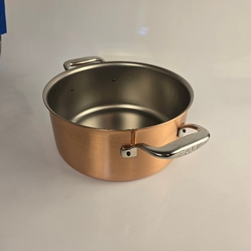 Picture of Signature Dutch Oven, 24 cm w/ cover
